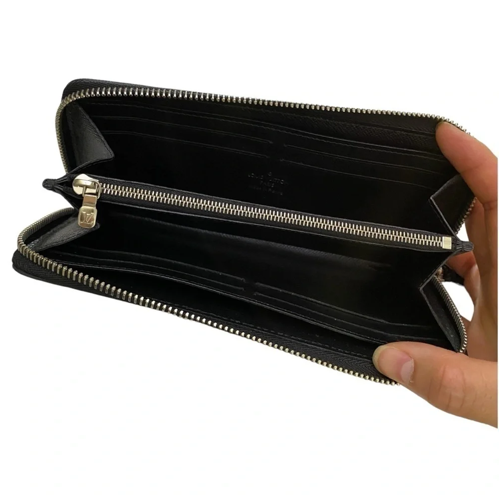 Louis Vuitton Wallet Black Leather